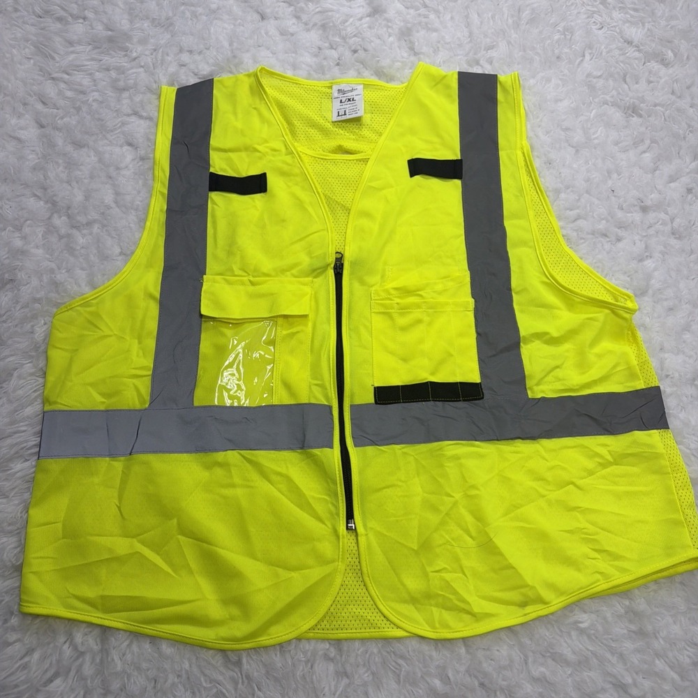 Milwaukee Class 2 High Visibility Performance Safety Vest, Class R Work Sz L/XL